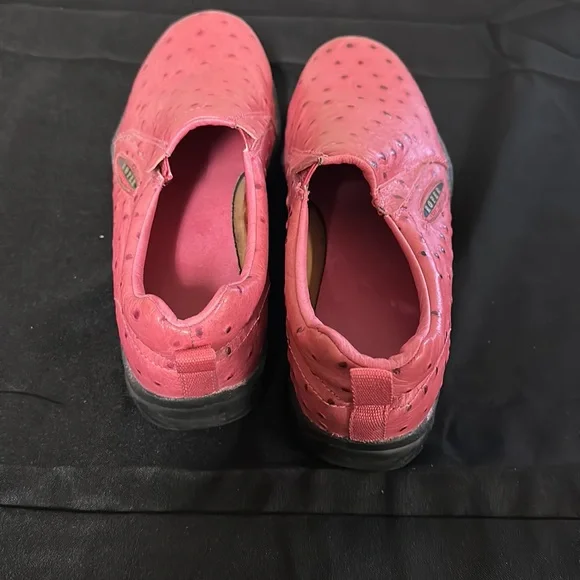 Clogs - Picture 3 of 4